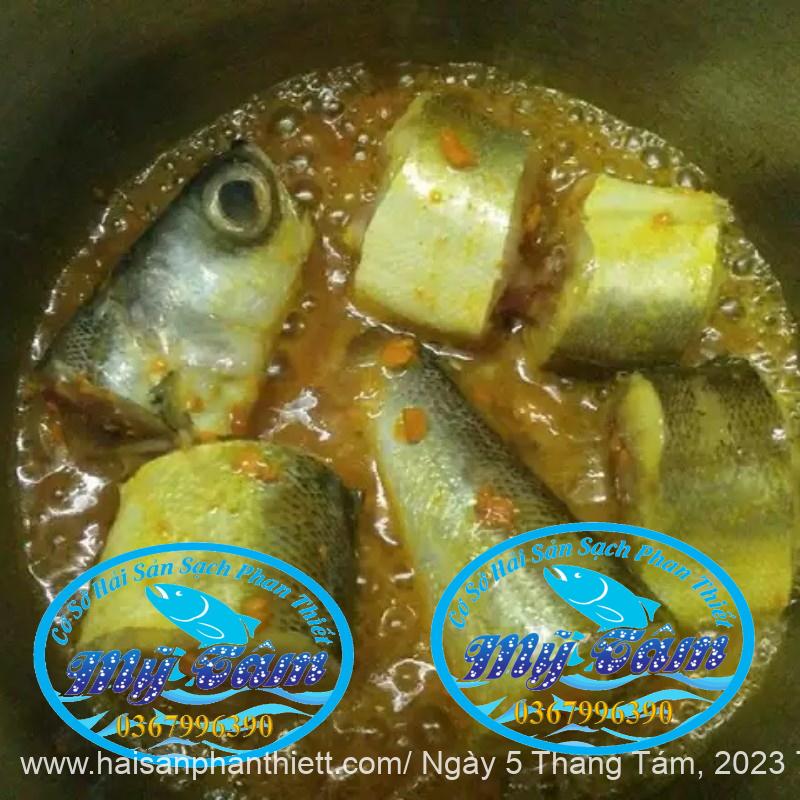 Ca Nhong Huong Mot Nang Phi Le Ca Nhong Huong Mot Nang Phi Le