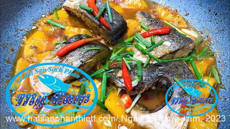 Ca Nhong Huong Mot Nang Phi Le Ca Nhong Huong Mot Nang Phi Le