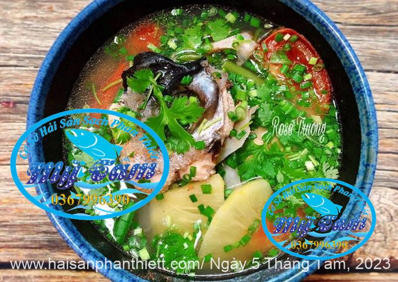 Ca Nhong Huong Mot Nang Phi Le Ca Nhong Huong Mot Nang Phi Le